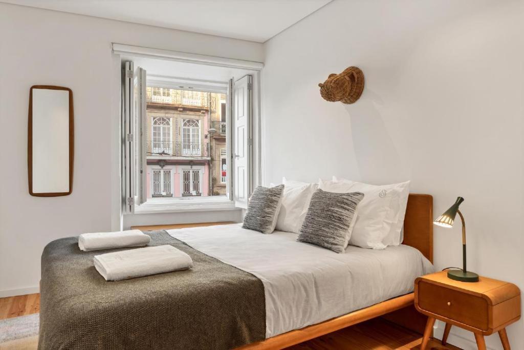 Host Wise - Lovely Shinny Flats With Balcony - Clerigos 포르투 외부 사진