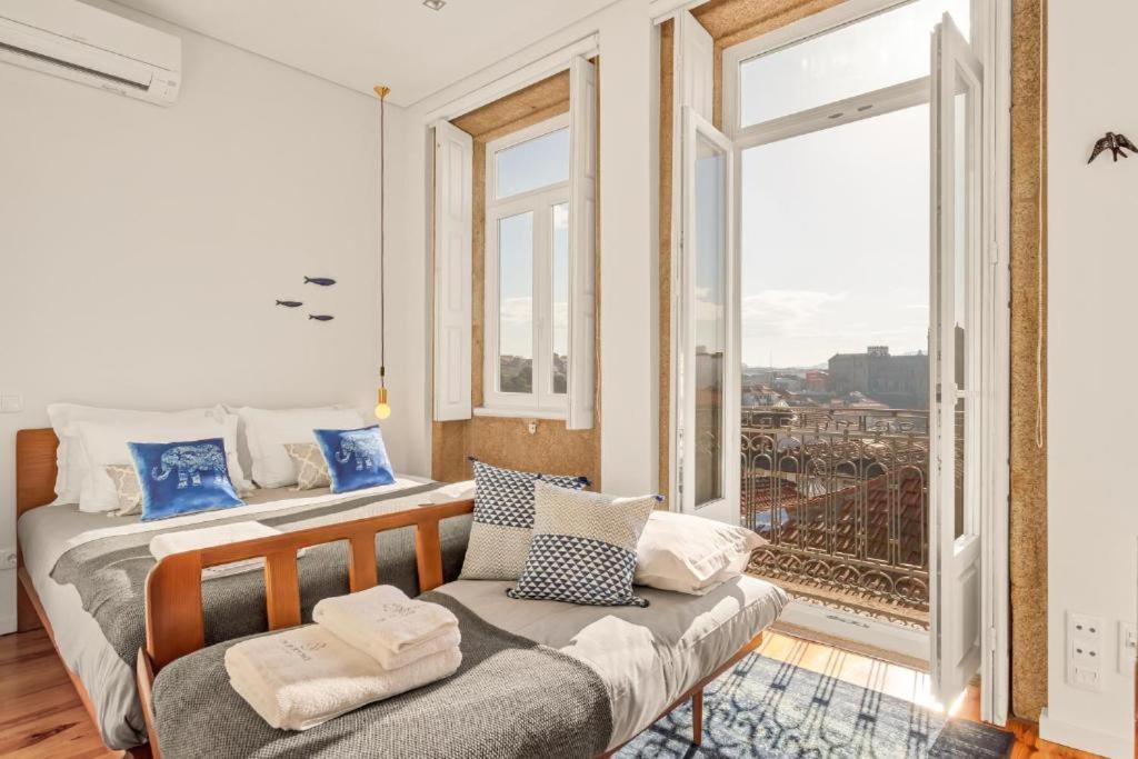 Host Wise - Lovely Shinny Flats With Balcony - Clerigos 포르투 외부 사진
