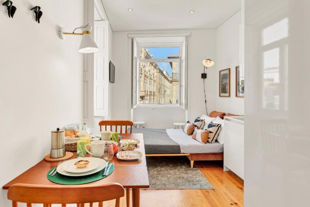 Host Wise - Lovely Shinny Flats With Balcony - Clerigos 포르투 외부 사진