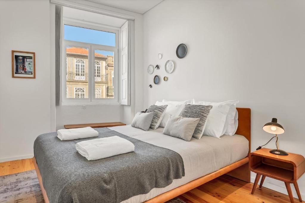 Host Wise - Lovely Shinny Flats With Balcony - Clerigos 포르투 외부 사진