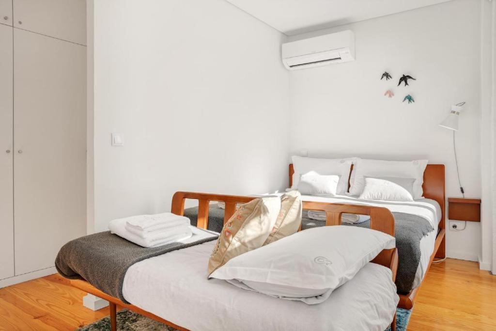 Host Wise - Lovely Shinny Flats With Balcony - Clerigos 포르투 외부 사진