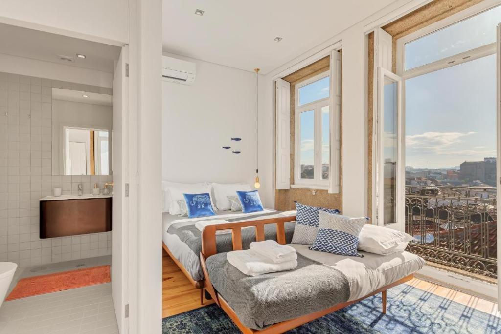Host Wise - Lovely Shinny Flats With Balcony - Clerigos 포르투 외부 사진