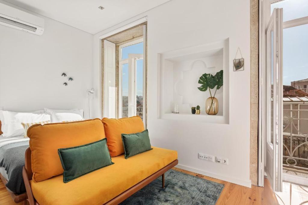 Host Wise - Lovely Shinny Flats With Balcony - Clerigos 포르투 외부 사진
