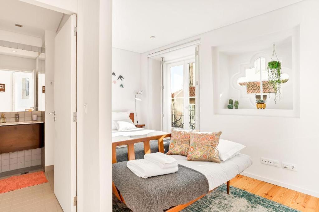 Host Wise - Lovely Shinny Flats With Balcony - Clerigos 포르투 외부 사진